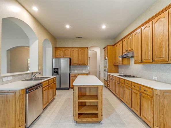 1806 E Branch Hollow Drive , Carrollton Texas 75007