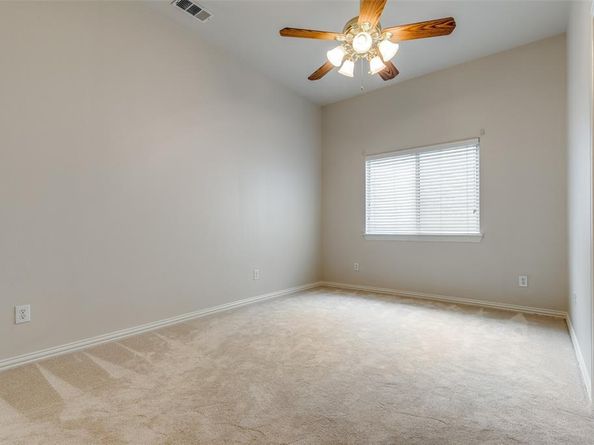 1806 E Branch Hollow Drive , Carrollton Texas 75007