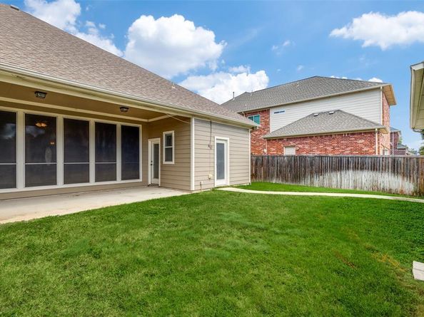 1806 E Branch Hollow Drive , Carrollton Texas 75007