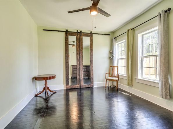 2706  Bomar Avenue , Fort Worth Texas 76103