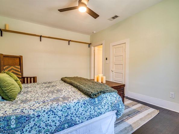 2706  Bomar Avenue , Fort Worth Texas 76103