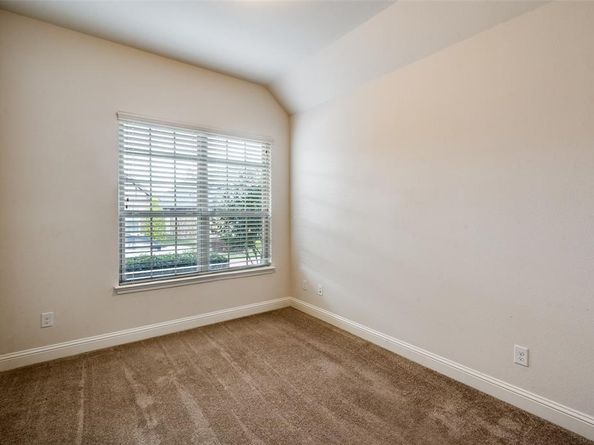 8621  Grassland Drive , McKinney Texas 75070