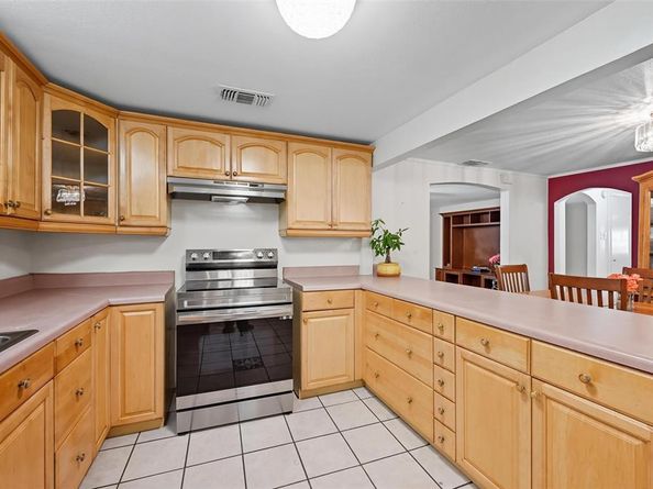 3334  Sheldon Avenue , Dallas Texas 75211