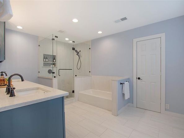 1519  Lansford Avenue , Dallas Texas 75224