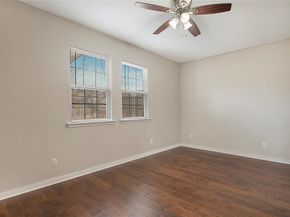 1519  Lansford Avenue , Dallas Texas 75224