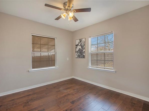 1519  Lansford Avenue , Dallas Texas 75224