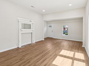403 S Willomet Avenue , Dallas Texas 75208