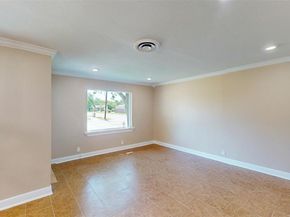 3201  Lakeland Street , Fort Worth Texas 76111