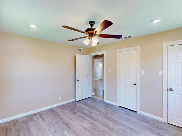 3201  Lakeland Street , Fort Worth Texas 76111