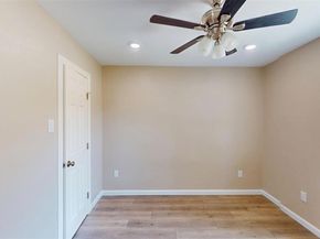 3201  Lakeland Street , Fort Worth Texas 76111