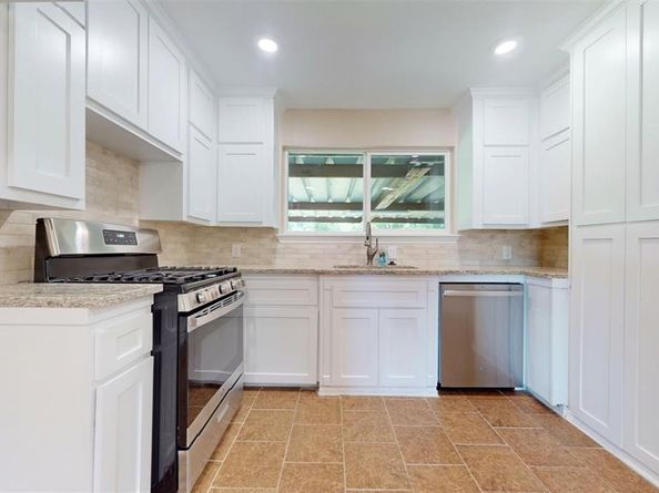3201  Lakeland Street , Fort Worth Texas 76111