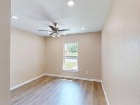 3201  Lakeland Street , Fort Worth Texas 76111