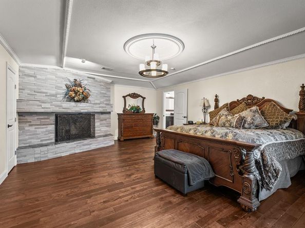 9552  Timberleaf Drive , Dallas Texas 75243