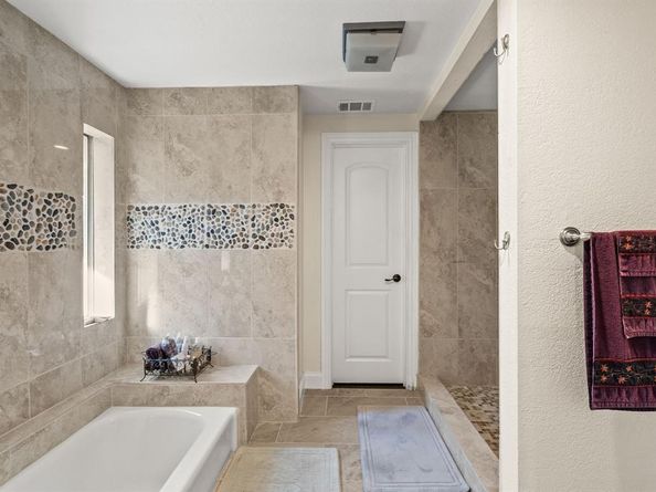 9552  Timberleaf Drive , Dallas Texas 75243