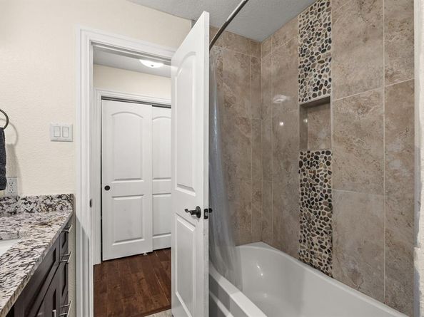 9552  Timberleaf Drive , Dallas Texas 75243