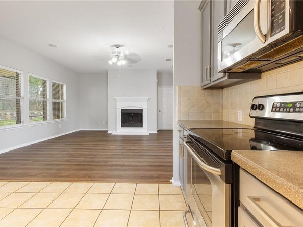 6306  Pool View Drive , Dallas Texas 75249