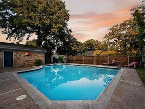 2501  Warren Lane , Fort Worth Texas 76112