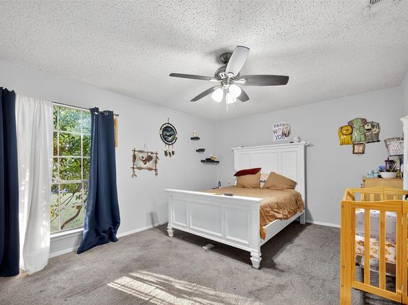 2501  Warren Lane , Fort Worth Texas 76112