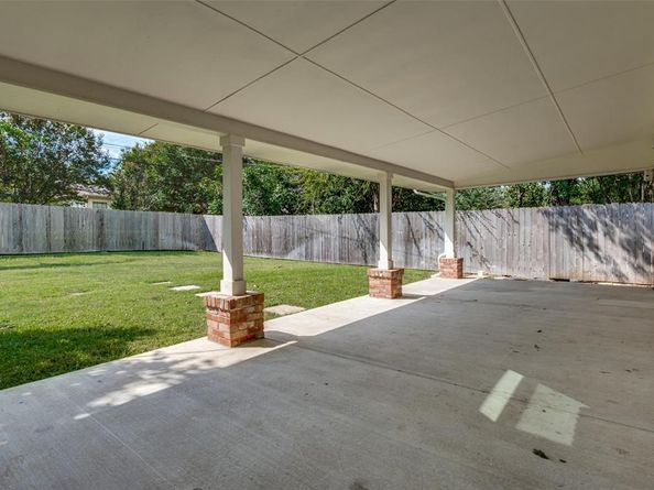 5017  Whistler Drive , Fort Worth Texas 76133
