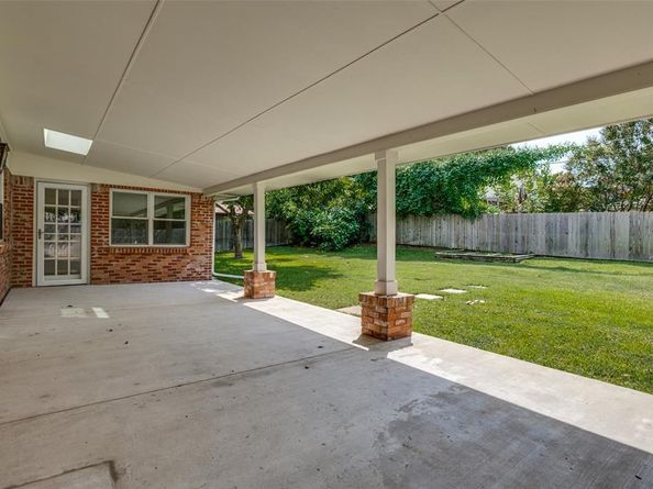 5017  Whistler Drive , Fort Worth Texas 76133
