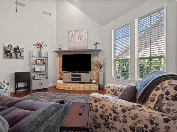 2645  Hundred Knights Drive , Lewisville Texas 75056