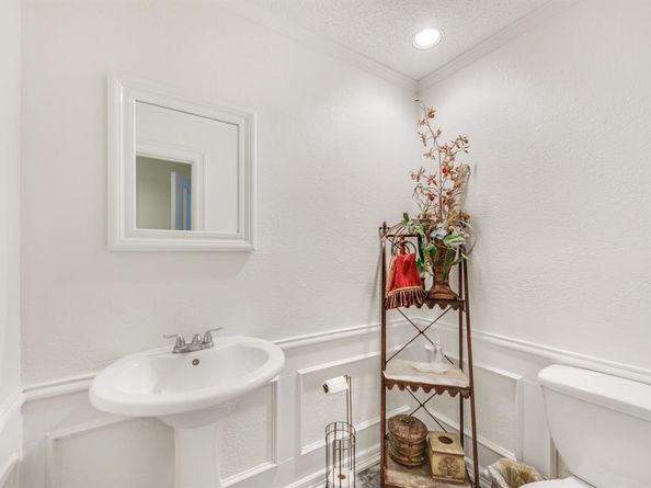 7204  Debbe Drive , Dallas Texas 75252
