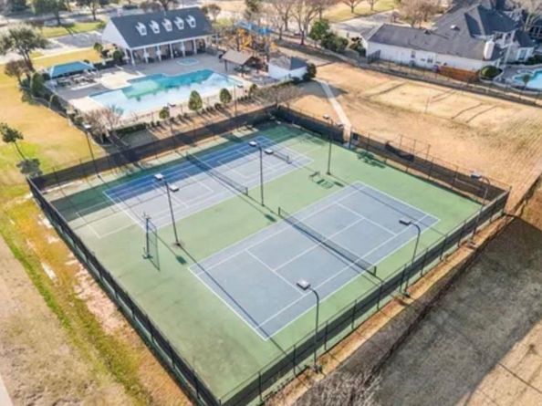 321  Fairway Meadows Drive , Garland Texas 75044