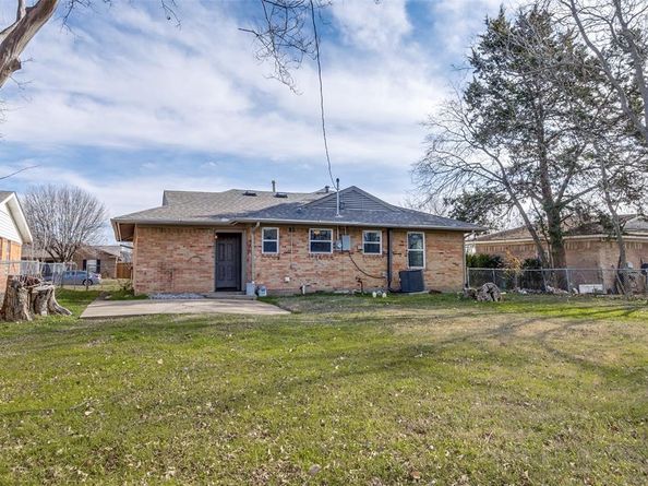 739  Royal Crest Drive , Mesquite Texas 75149