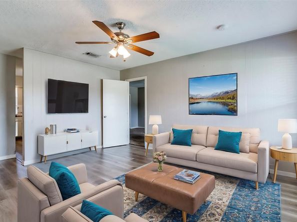 739  Royal Crest Drive , Mesquite Texas 75149