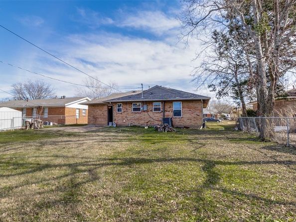 739  Royal Crest Drive , Mesquite Texas 75149