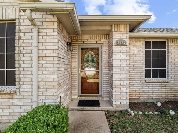 2023  Cap Rock Lane , Grand Prairie Texas 75052