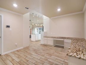 6012  Englishoak Drive , Arlington Texas 76016