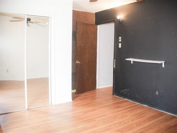 1022  Crest Park Drive , Garland Texas 75042