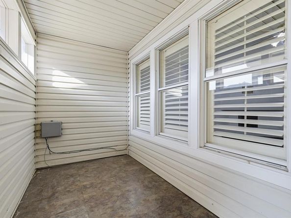 708  Creekwood Drive , Lewisville Texas 75067