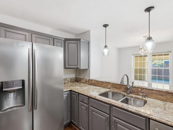 708  Creekwood Drive , Lewisville Texas 75067