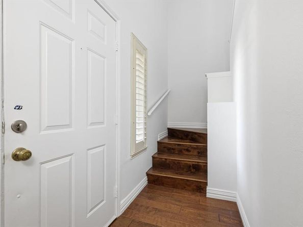 708  Creekwood Drive , Lewisville Texas 75067