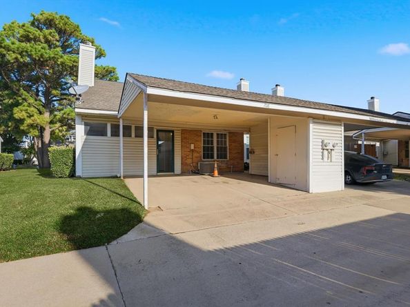 708  Creekwood Drive , Lewisville Texas 75067