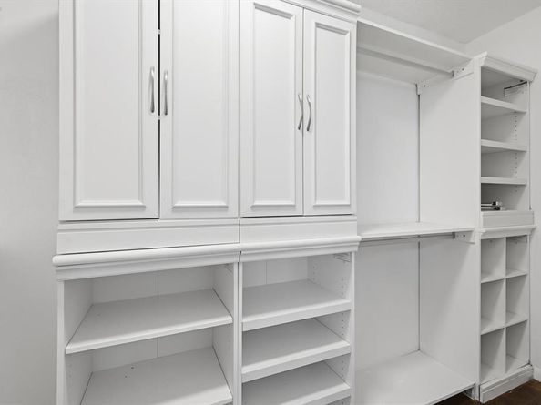 708  Creekwood Drive , Lewisville Texas 75067