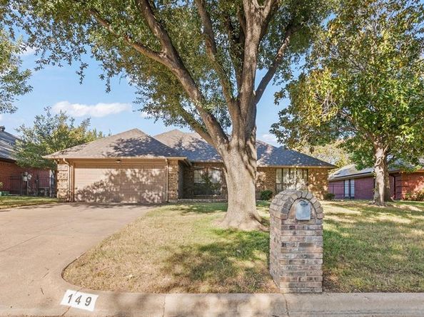 149  Sandlewood Lane , Burleson Texas 76028