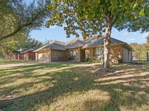 149  Sandlewood Lane , Burleson Texas 76028