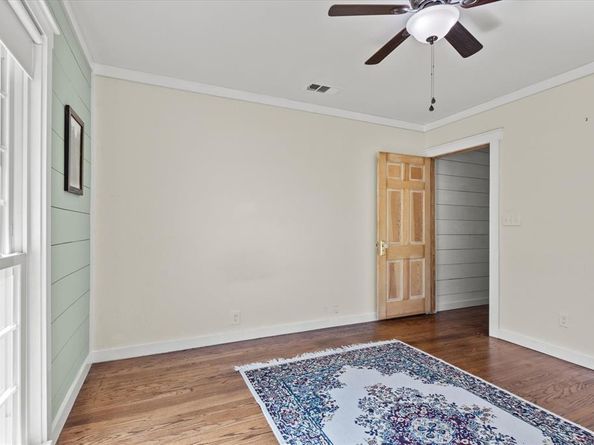 2919  Maple Springs Boulevard , Dallas Texas 75235