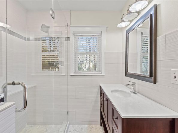 2919  Maple Springs Boulevard , Dallas Texas 75235