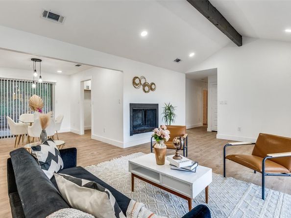 5204  Blue Valley Court , Fort Worth Texas 76112