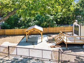 624 N Vernon Avenue , Dallas Texas 75208