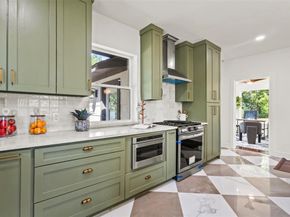 624 N Vernon Avenue , Dallas Texas 75208