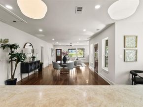 624 N Vernon Avenue , Dallas Texas 75208