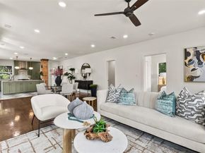 624 N Vernon Avenue , Dallas Texas 75208