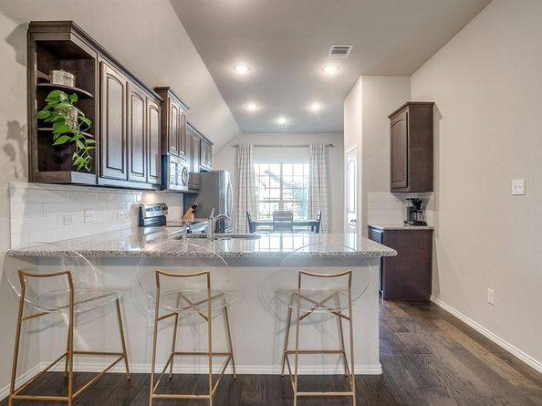 728  Long Iron Drive , Fort Worth Texas 76108