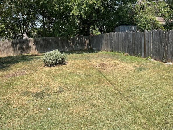 8020  Julie Avenue , Fort Worth Texas 76116