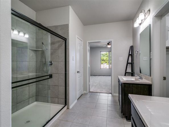 5629  Sea Cove Lane , Denton Texas 76208